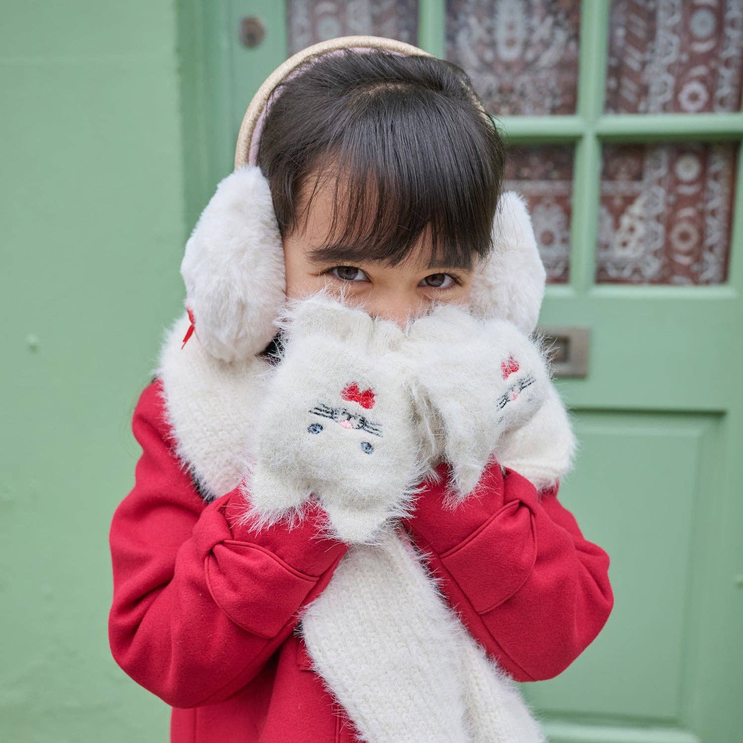 Cute Kitten Fluffy Gloves 7-10 Years